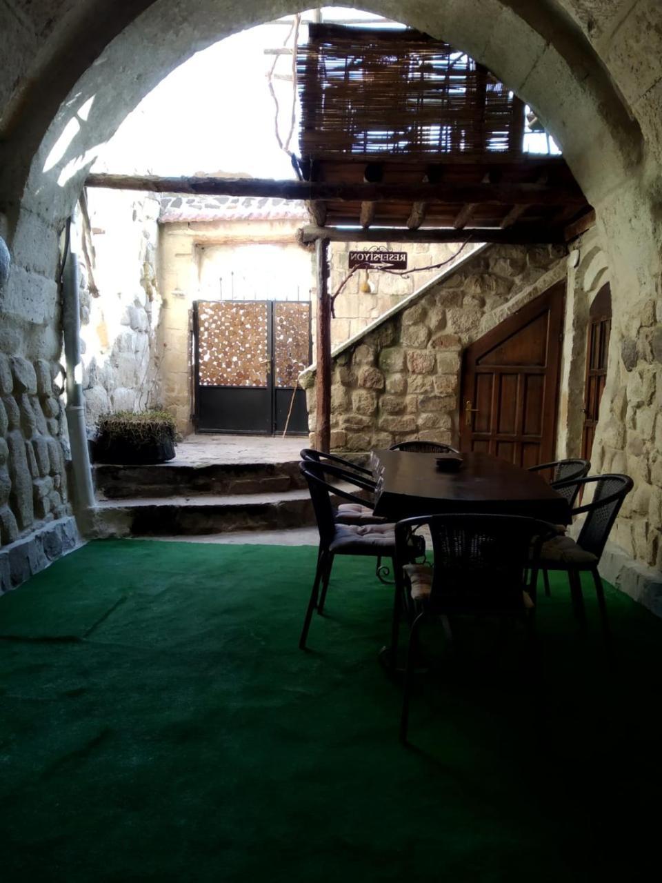 Naturels Cave House 어굽 외부 사진